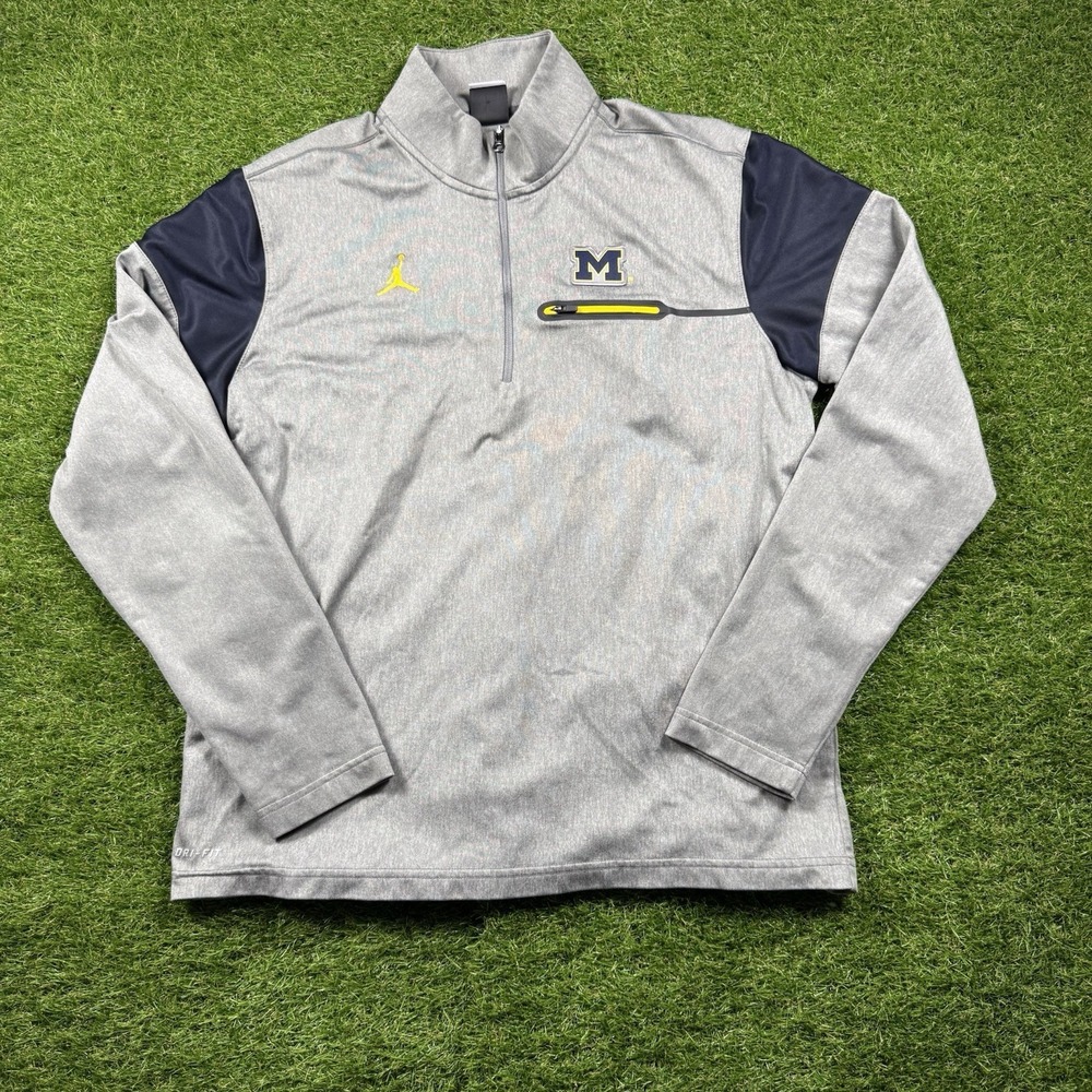 University Of Michigan Wolverines Jordan 1/4 Zip Pullover Jacket Large Gray Tech